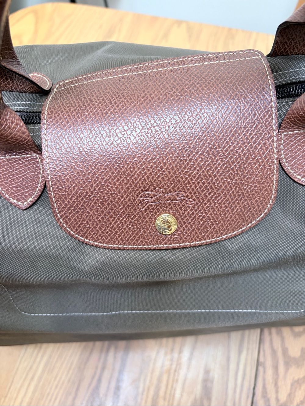 Longchamp Olive Green Travel Weekender Duffel Bag with Leather Handles - Picture 5 of 16